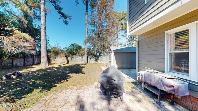 $340,000 | 405 Hampshire Place, Jacksonville, NC 28546