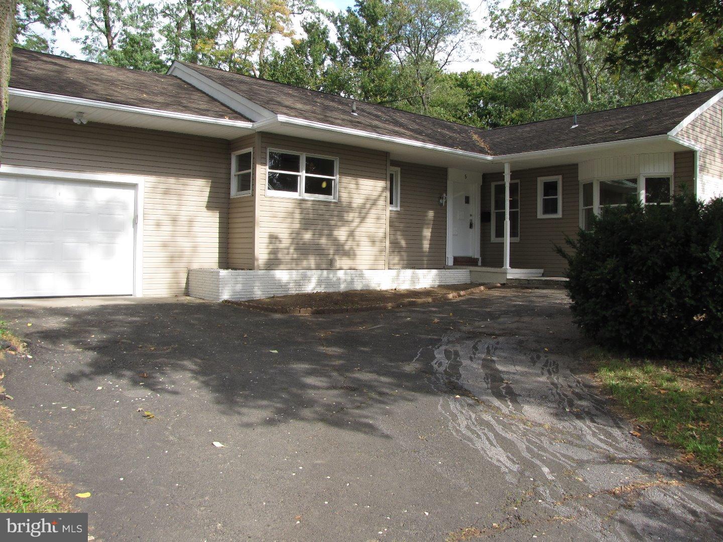 5 Armour Road Hatboro, PA 19040 - Photo 2 of 19
