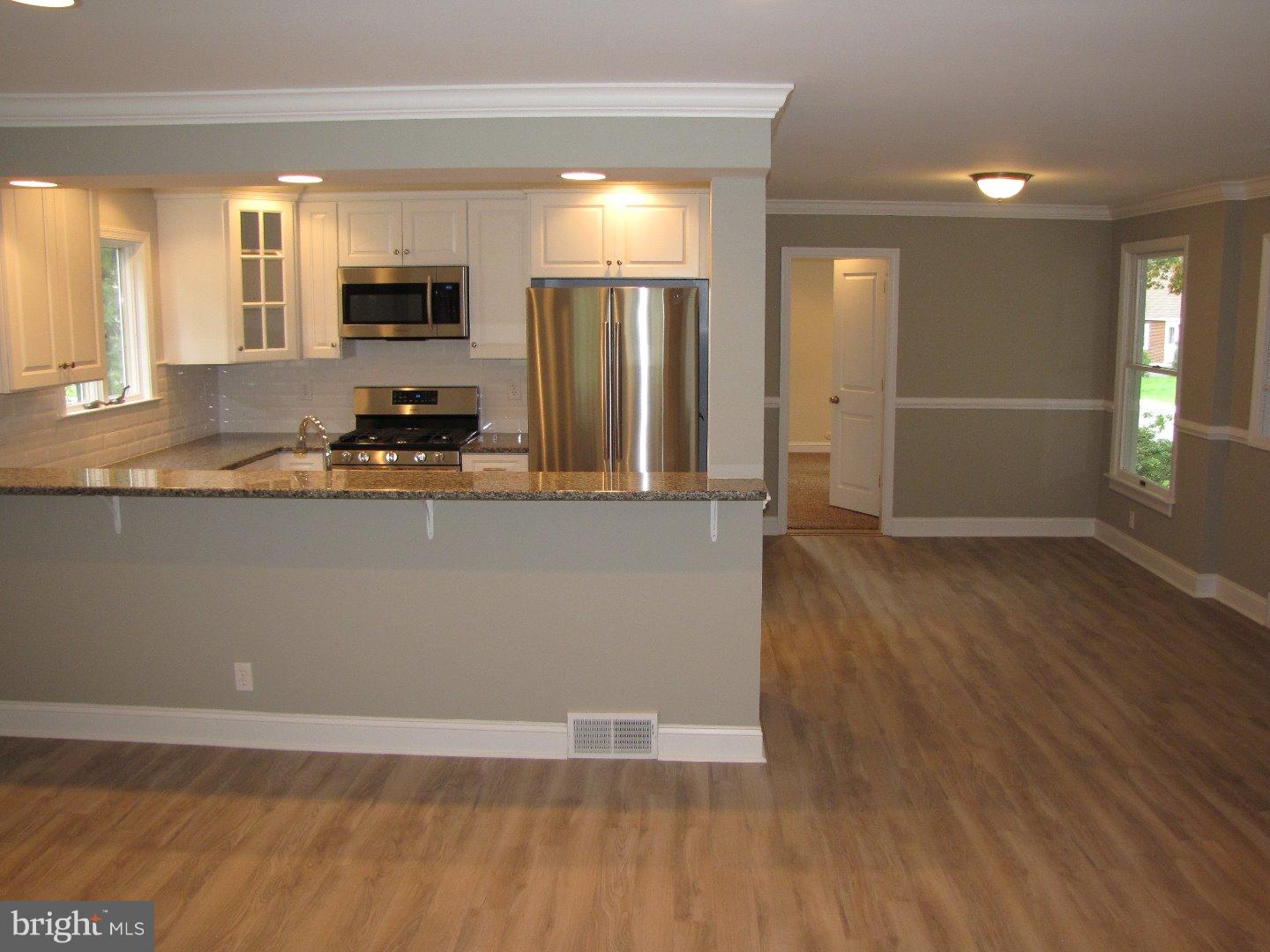 5 Armour Road Hatboro, PA 19040 - Photo 3 of 19