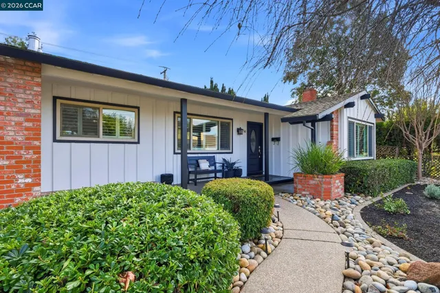 $919,999 | 1760 Elmhurst Lane, Concord, CA 94521