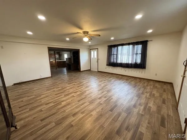 $169,900 | 305 Cedar Street, Jonesburg, MO 63351