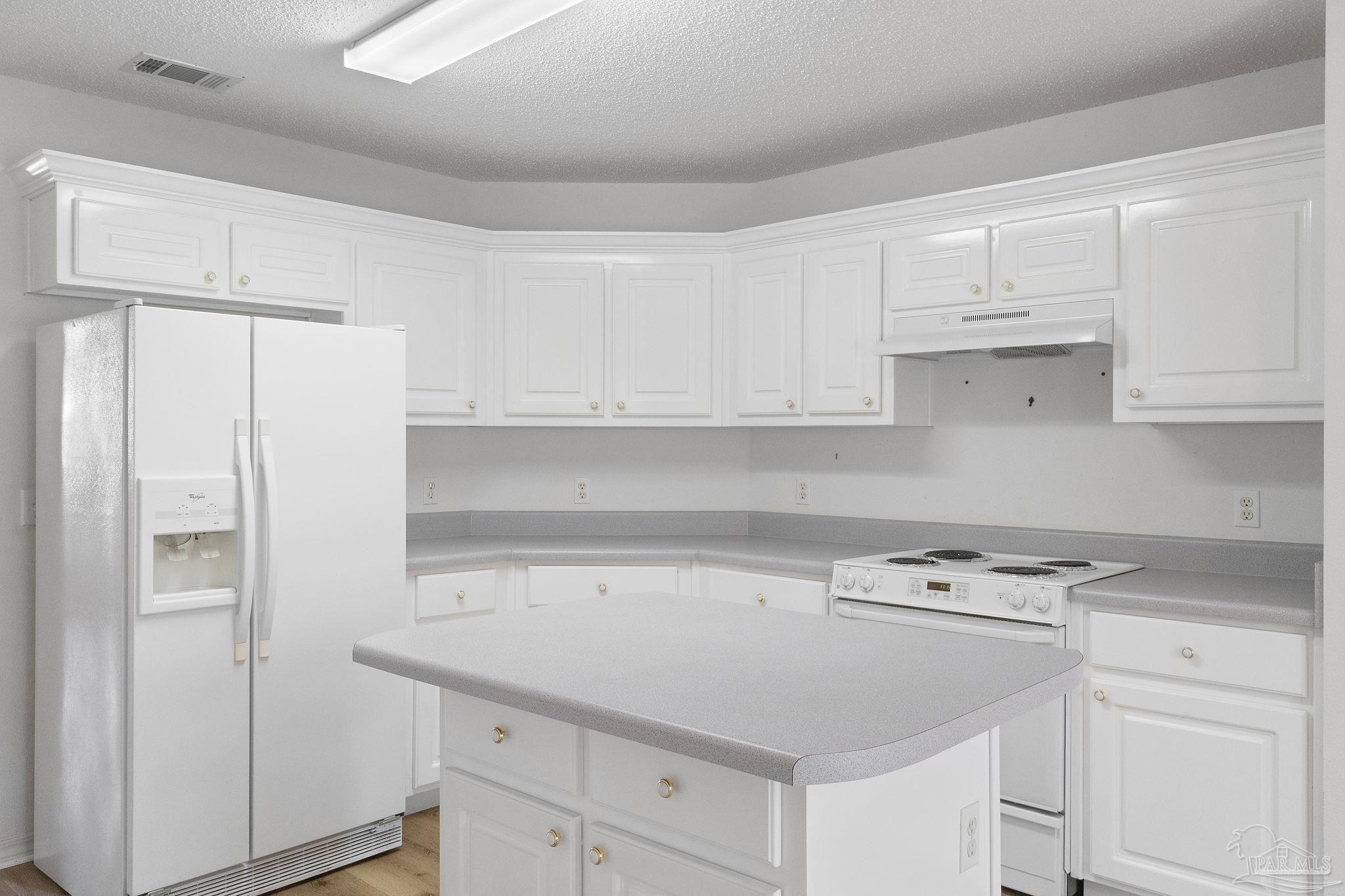 1667 Condor Drive Cantonment, FL 32533 - Photo 15 of 40