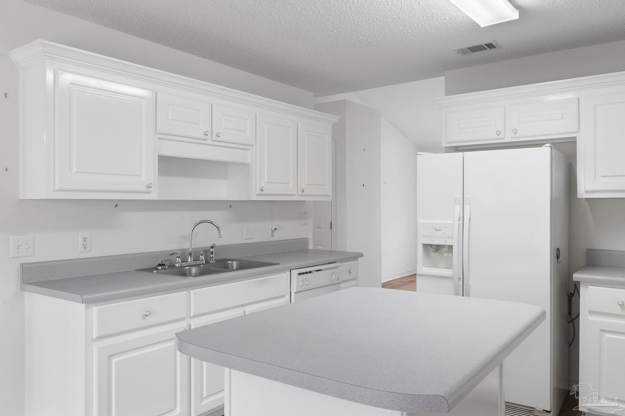 1667 Condor Drive Cantonment, FL 32533 - Photo 16 of 40