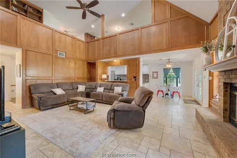 $400,000 | 2301 Barak Lane, Bryan, TX 77802