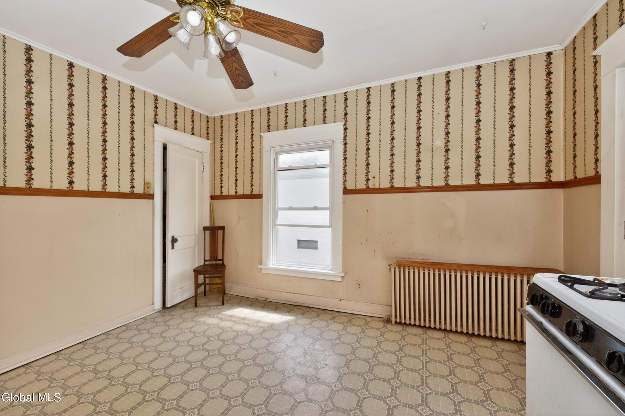 33 Osborne Road Albany, NY 12205 - Photo 27 of 31 2 Apt Up 10