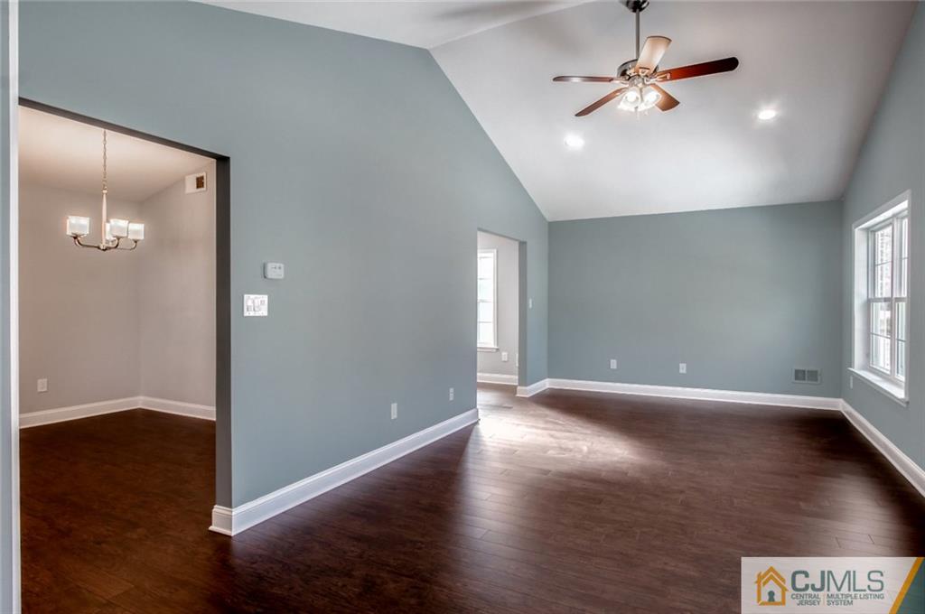 5 Hempstead Road Monroe Township, NJ 08831 - Photo 14 of 25 Gallery Image 14