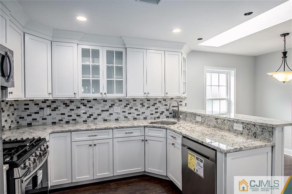 5 Hempstead Road Monroe Township, NJ 08831 - Photo 20 of 25 Gallery Image 20
