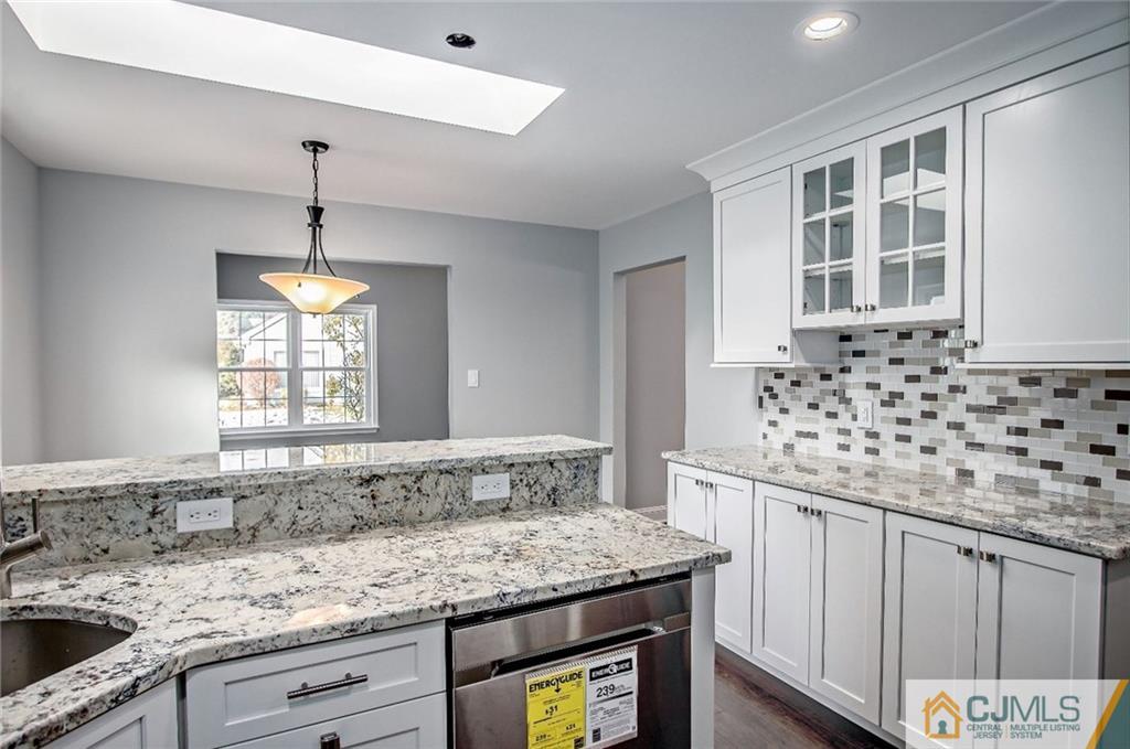 5 Hempstead Road Monroe Township, NJ 08831 - Photo 21 of 25 Gallery Image 21