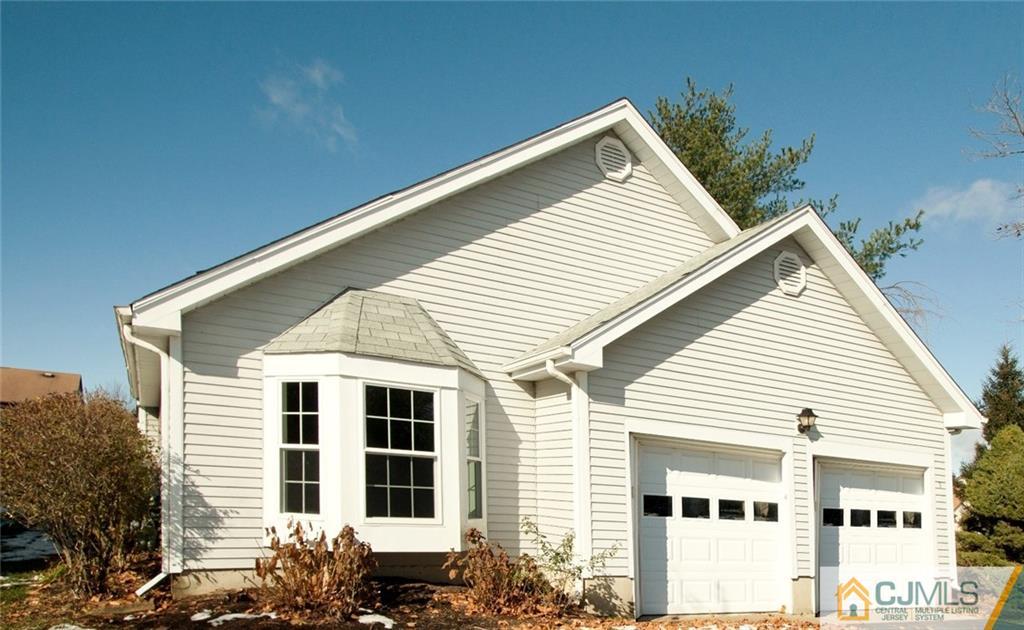 5 Hempstead Road Monroe Township, NJ 08831 - Photo 4 of 25 Gallery Image 4