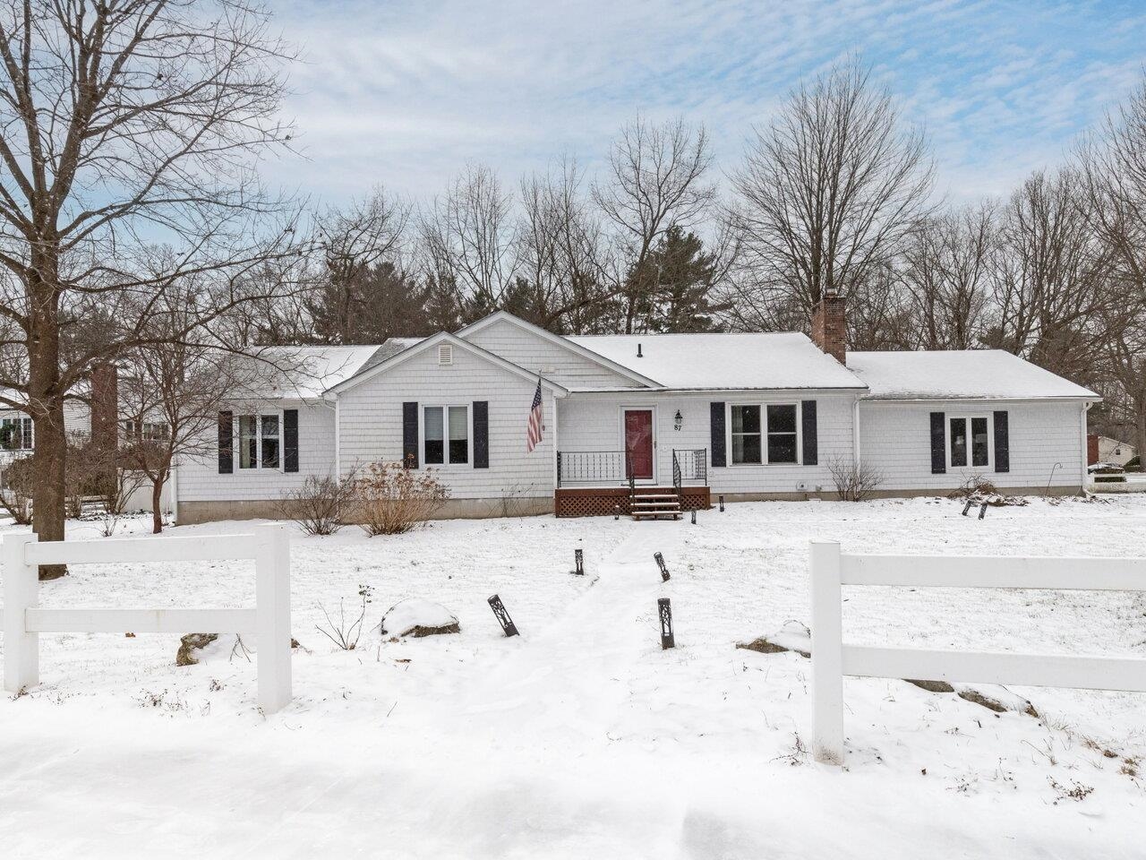 87 Robin Road Colchester, VT 05446 - Photo 1 of 48 Gallery Image 1