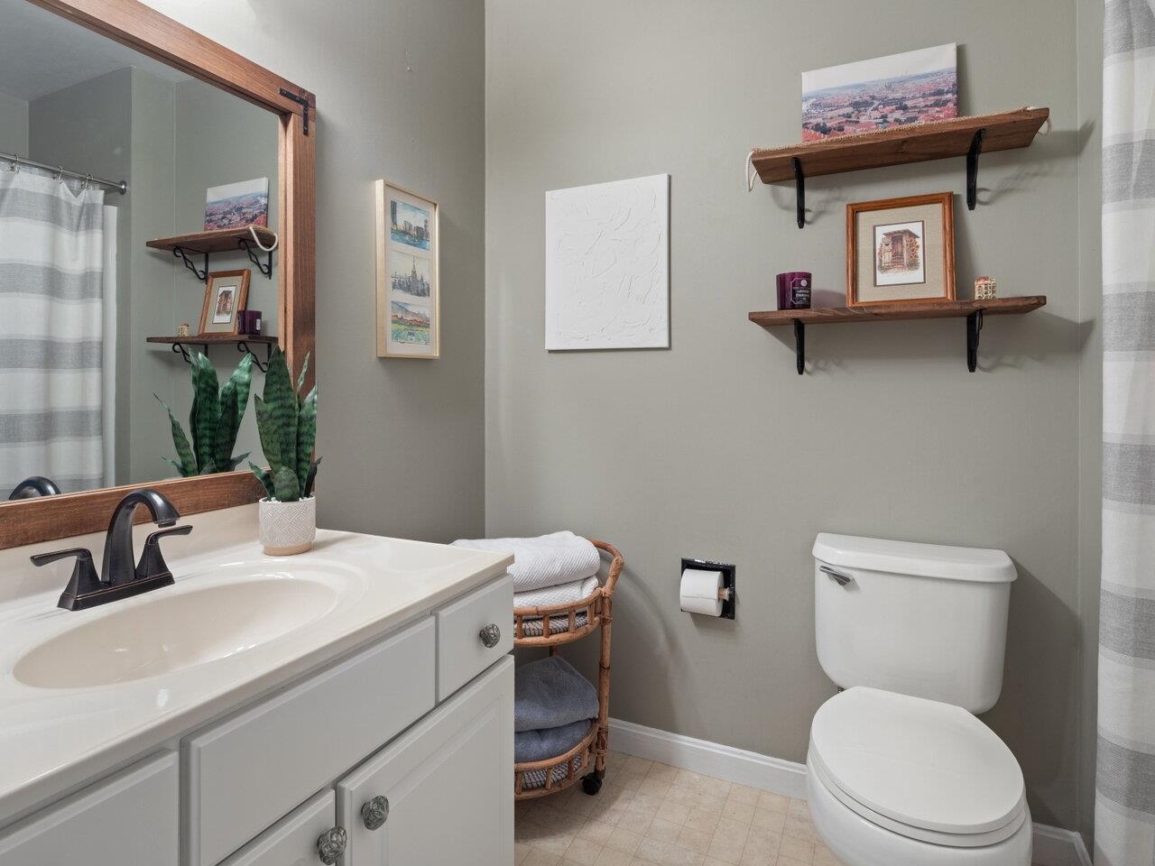 87 Robin Road Colchester, VT 05446 - Photo 32 of 48 Gallery Image 32