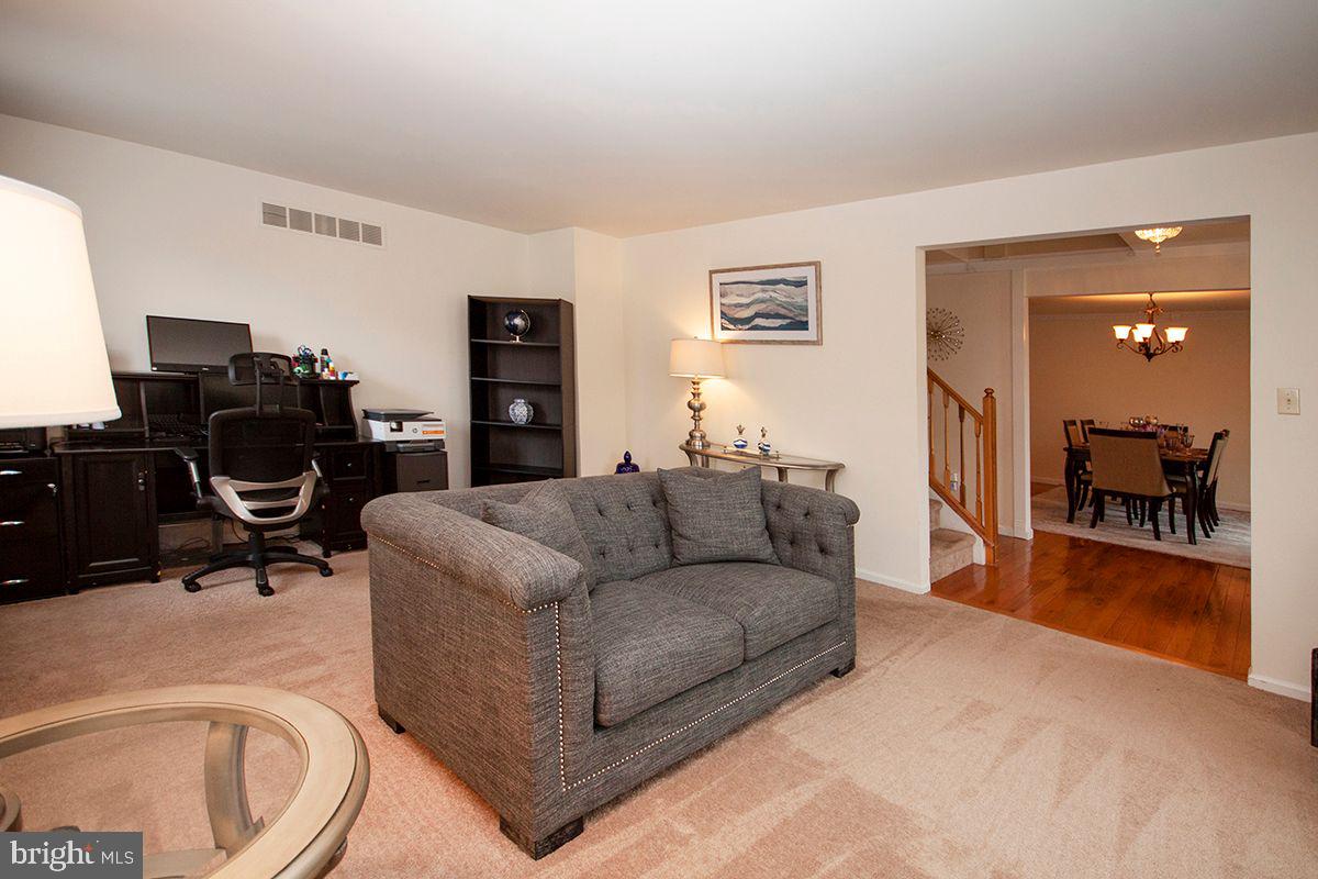 16 Double Woods Road Sicklerville, NJ 08081 - Photo 8 of 31 Gallery Image 8