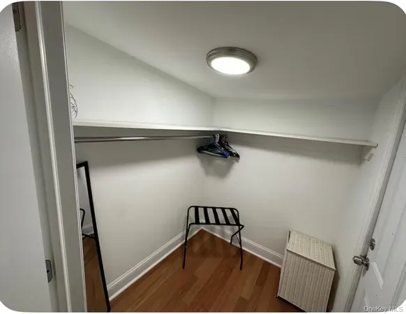 $1,199,000 | 40-09 23rd Avenue | Astoria