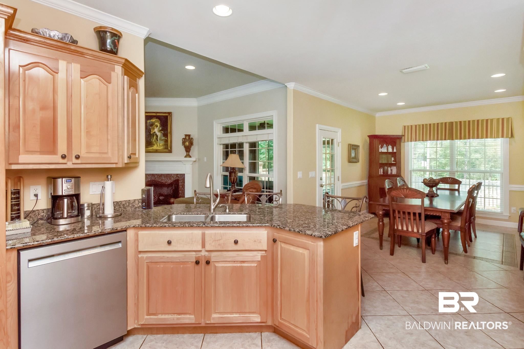 2516 Magnolia Grande Court Mobile, AL 36618 - Photo 9 of 40