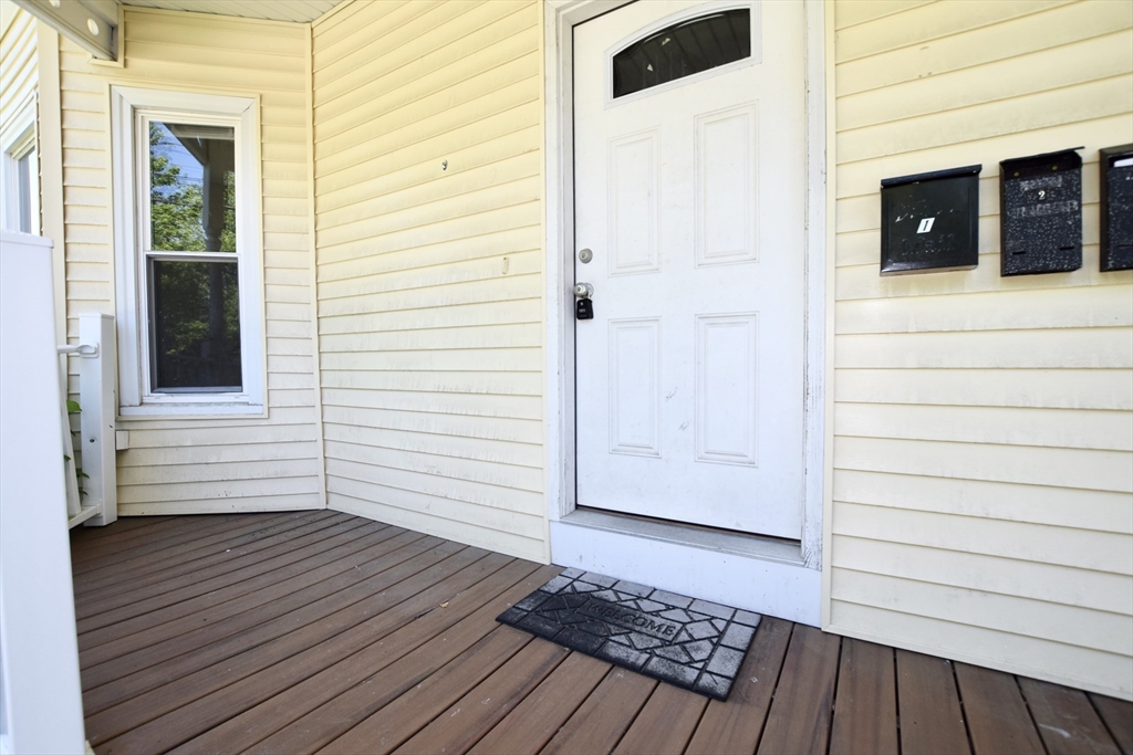 198 Reed Street, Unit 1 Rockland, MA 02370 - Photo 4 of 29