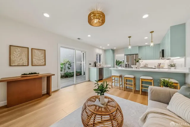 $949,000 | 6135 Montgomery Court, San Jose, CA 95135