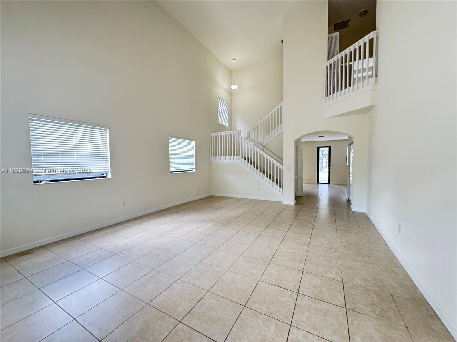 11291 Southwest 240 Lane Homestead, FL 33032 - Photo 3 of 22