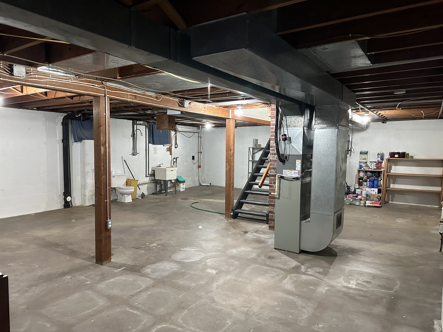 412 East Main Street Morrison, IL 61270 - Photo 21 of 23 a view of a room with gym equipment