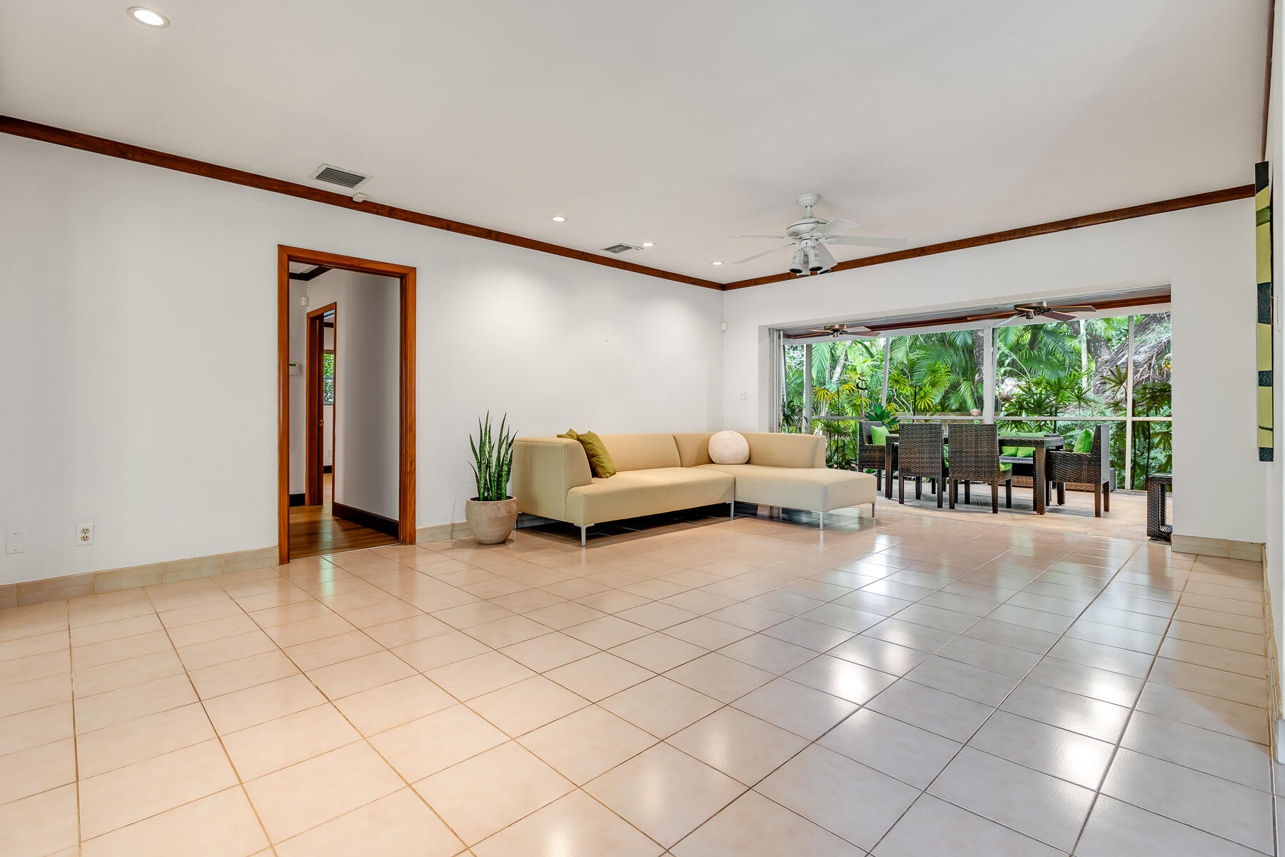 1110 Johnson Street Key West, FL 33040 - Photo 15 of 58 1110 JOHNSON ST WEB-11