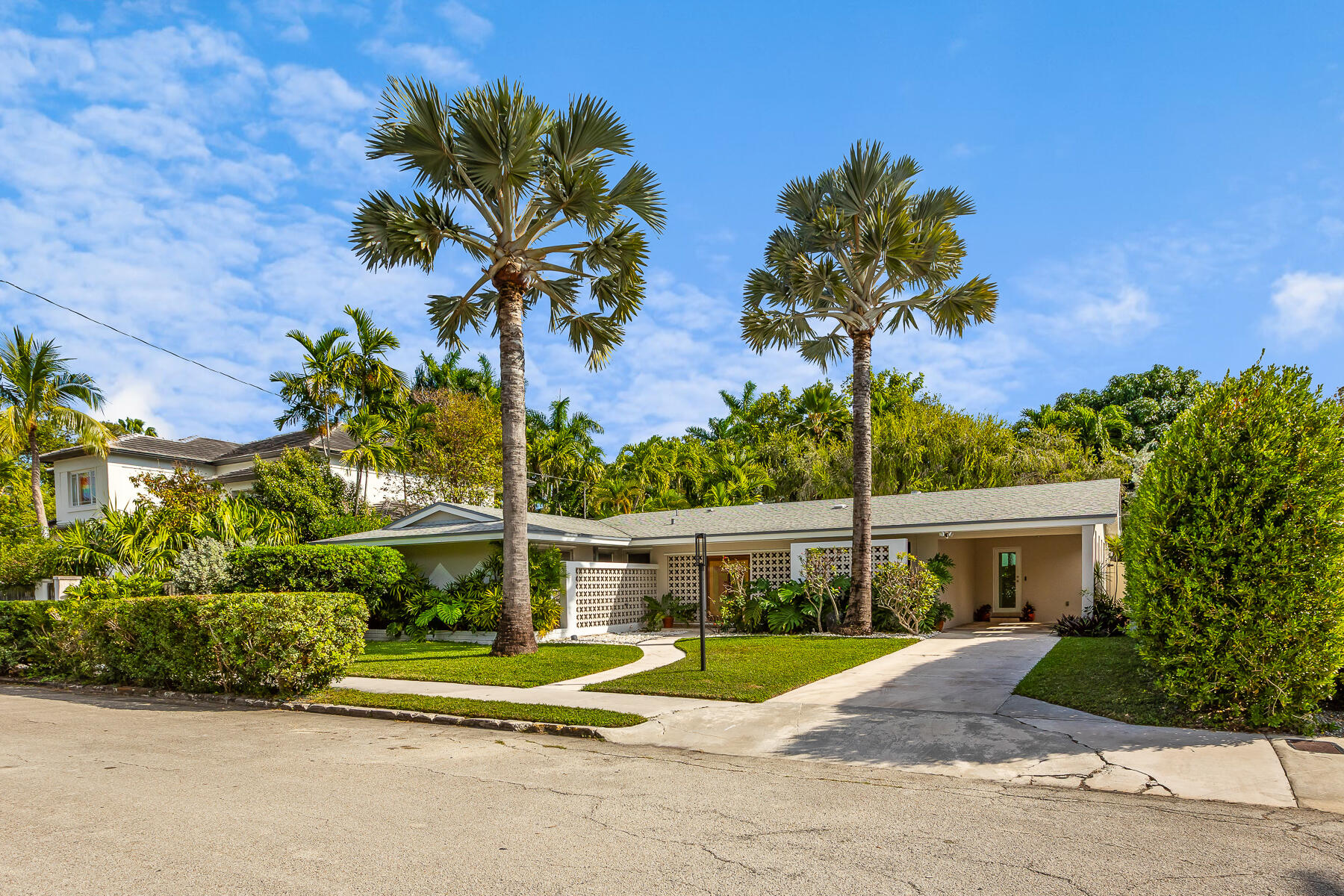 1110 Johnson Street Key West, FL 33040 - Photo 4 of 58 1110 JOHNSON ST WEB-1