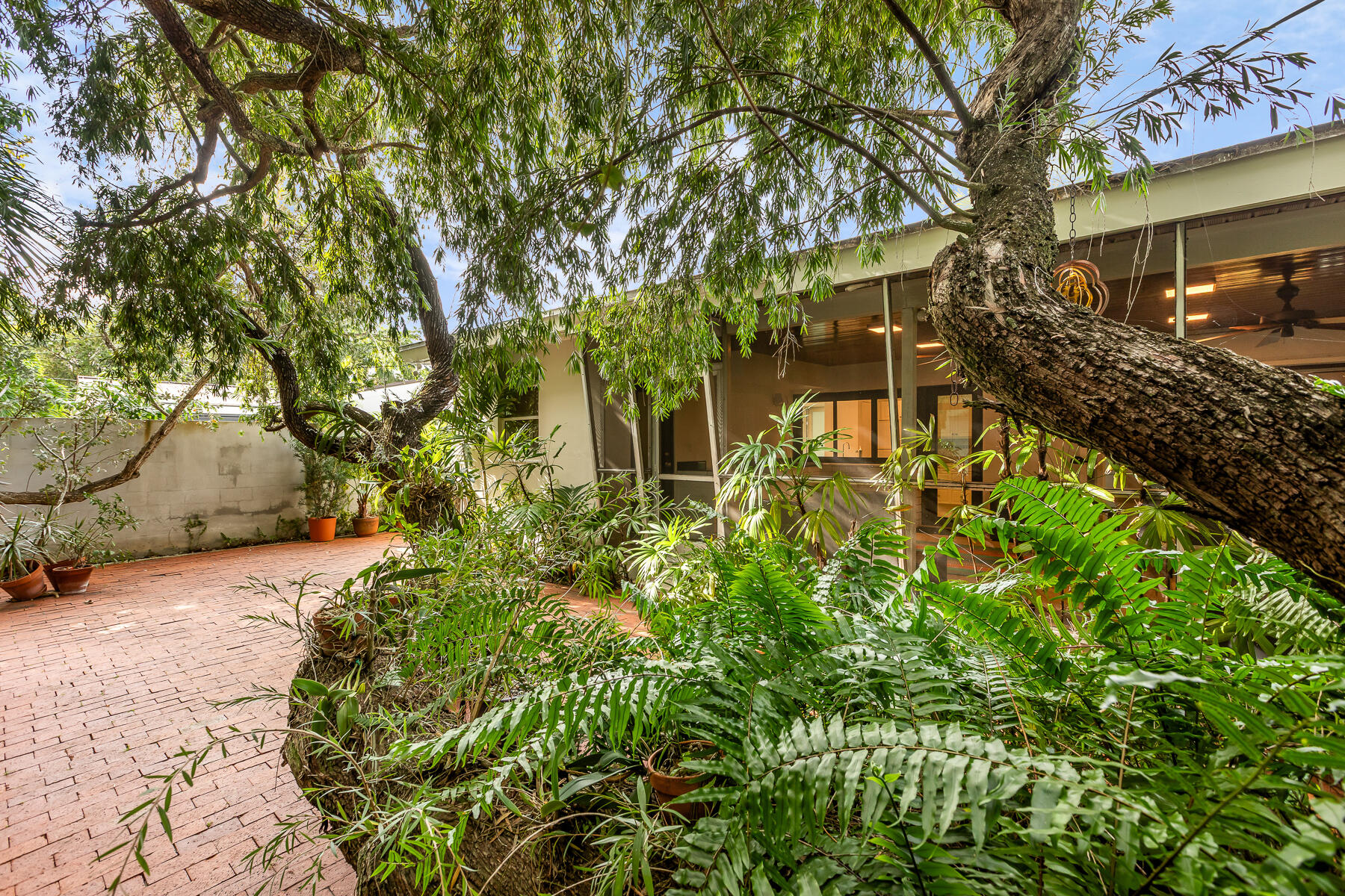 1110 Johnson Street Key West, FL 33040 - Photo 55 of 58 1110 JOHNSON ST WEB-52