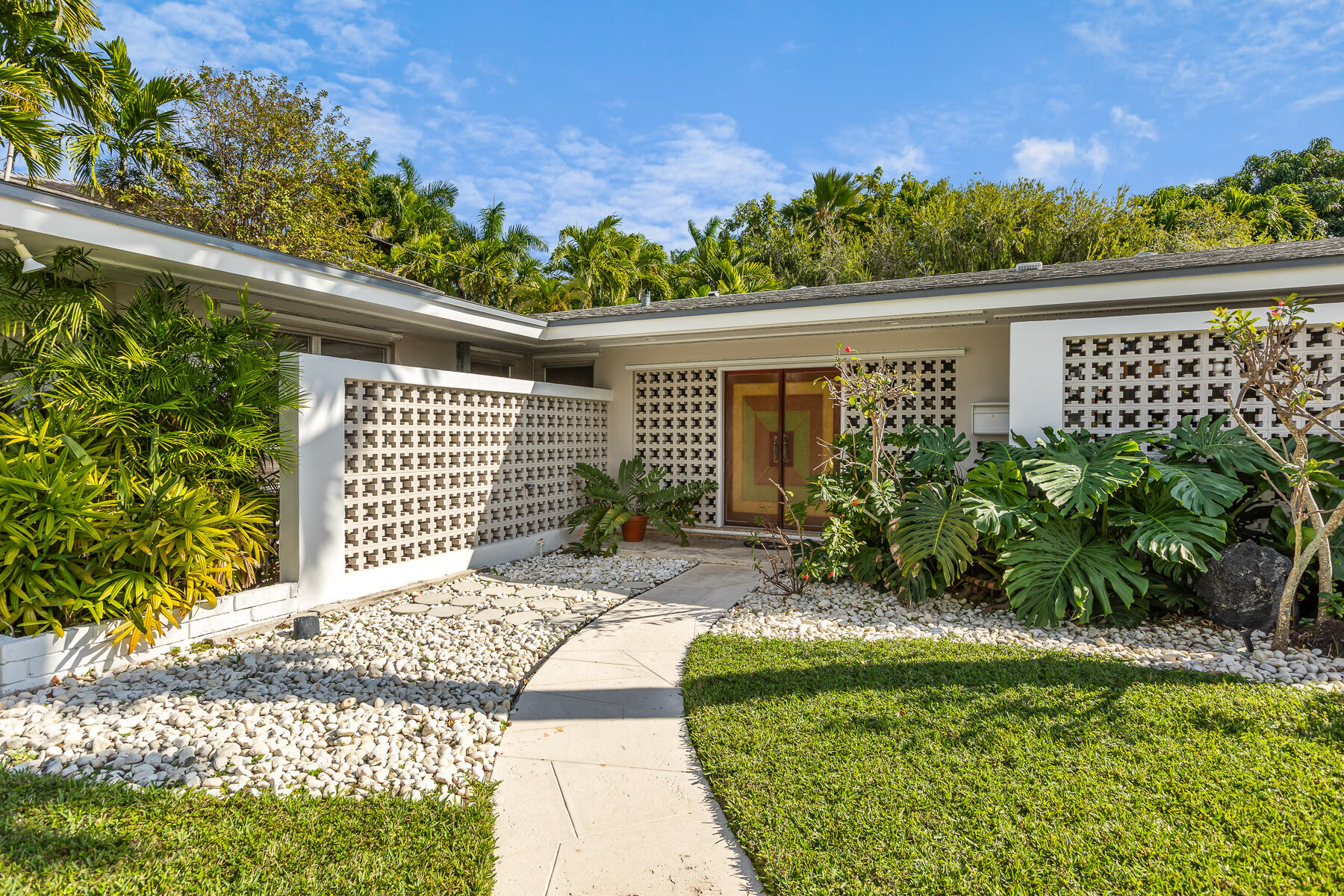 1110 Johnson Street Key West, FL 33040 - Photo 8 of 58 1110 JOHNSON ST WEB-4