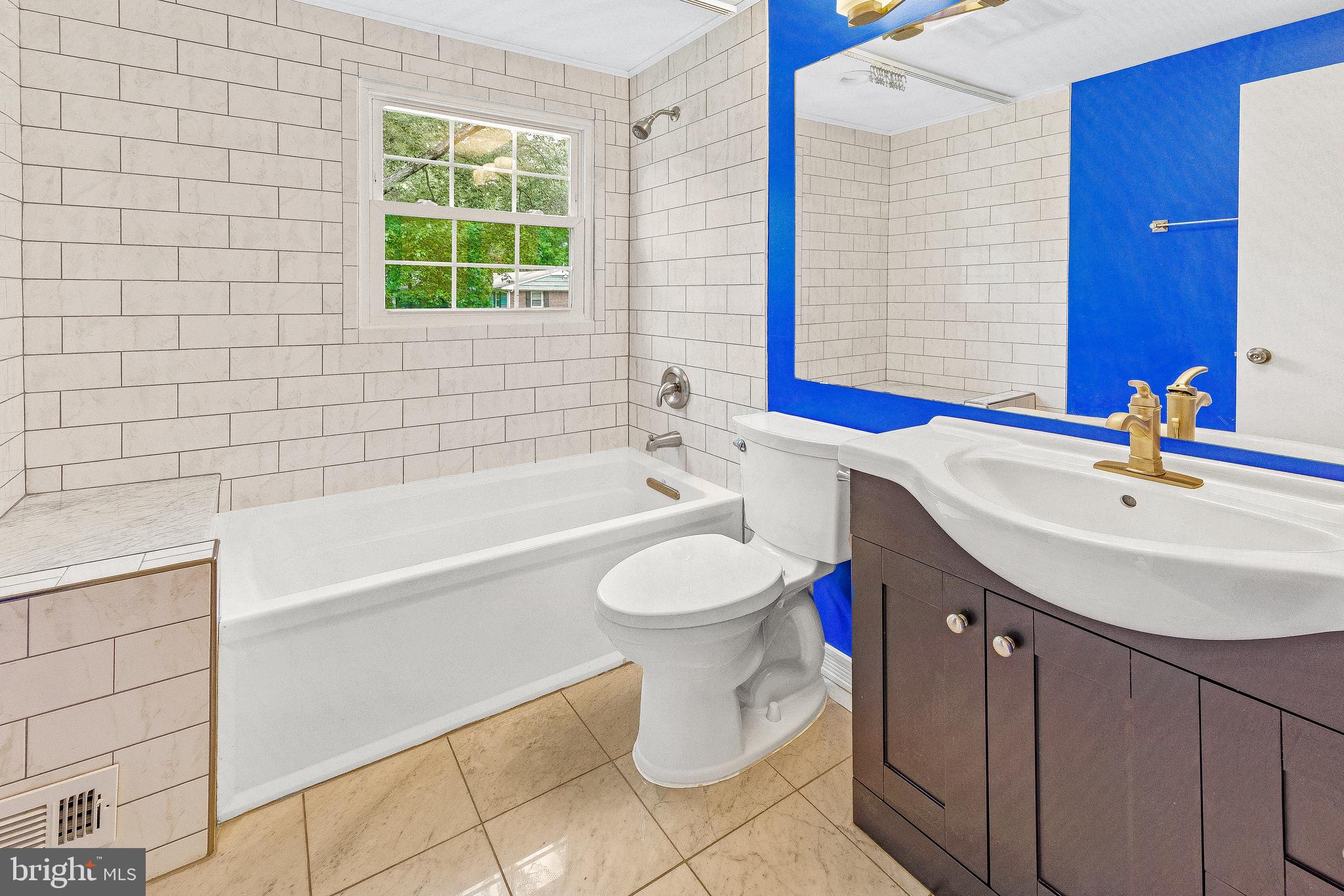 12701 Cedarbrook Lane Laurel, MD 20708 - Photo 27 of 33 Hall bath