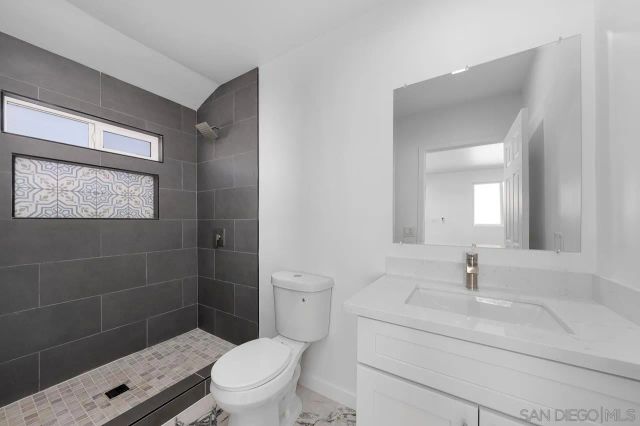 $1,100,000 | 622-26 I Street, Chula Vista, CA 91910