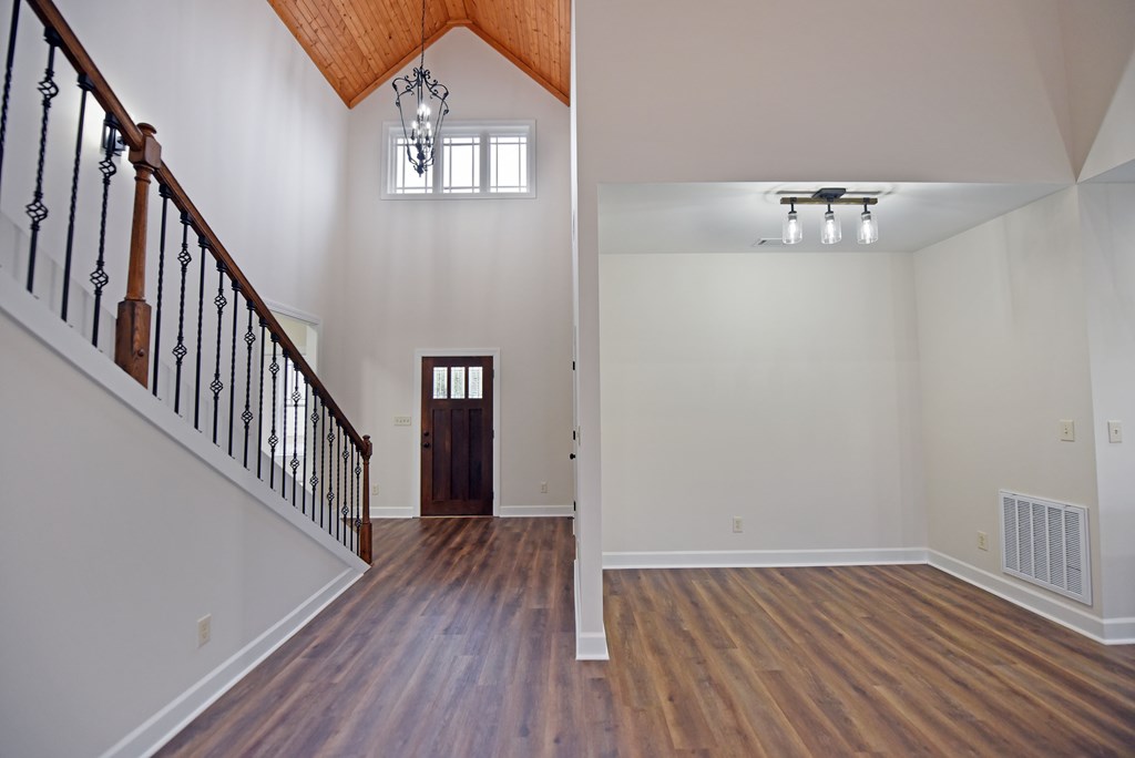 96 Lindsey Lane Blue Ridge, GA 30513 - Photo 5 of 27 Gallery Image 5