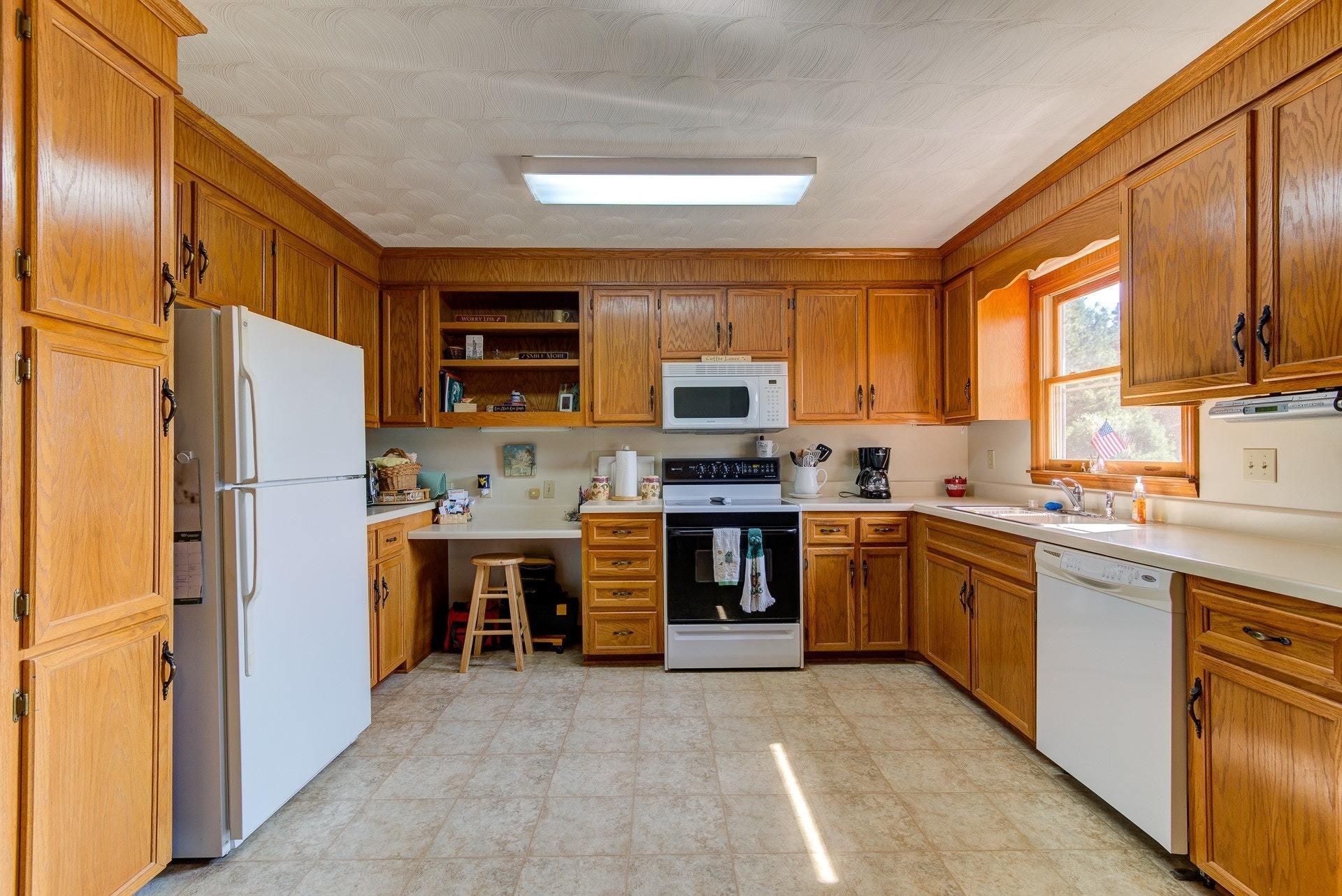 6278 Bethlehem Road Boones Mill, VA 24065 - Photo 8 of 36 007-324503-07-6278 Bethlehem Rd Boones M