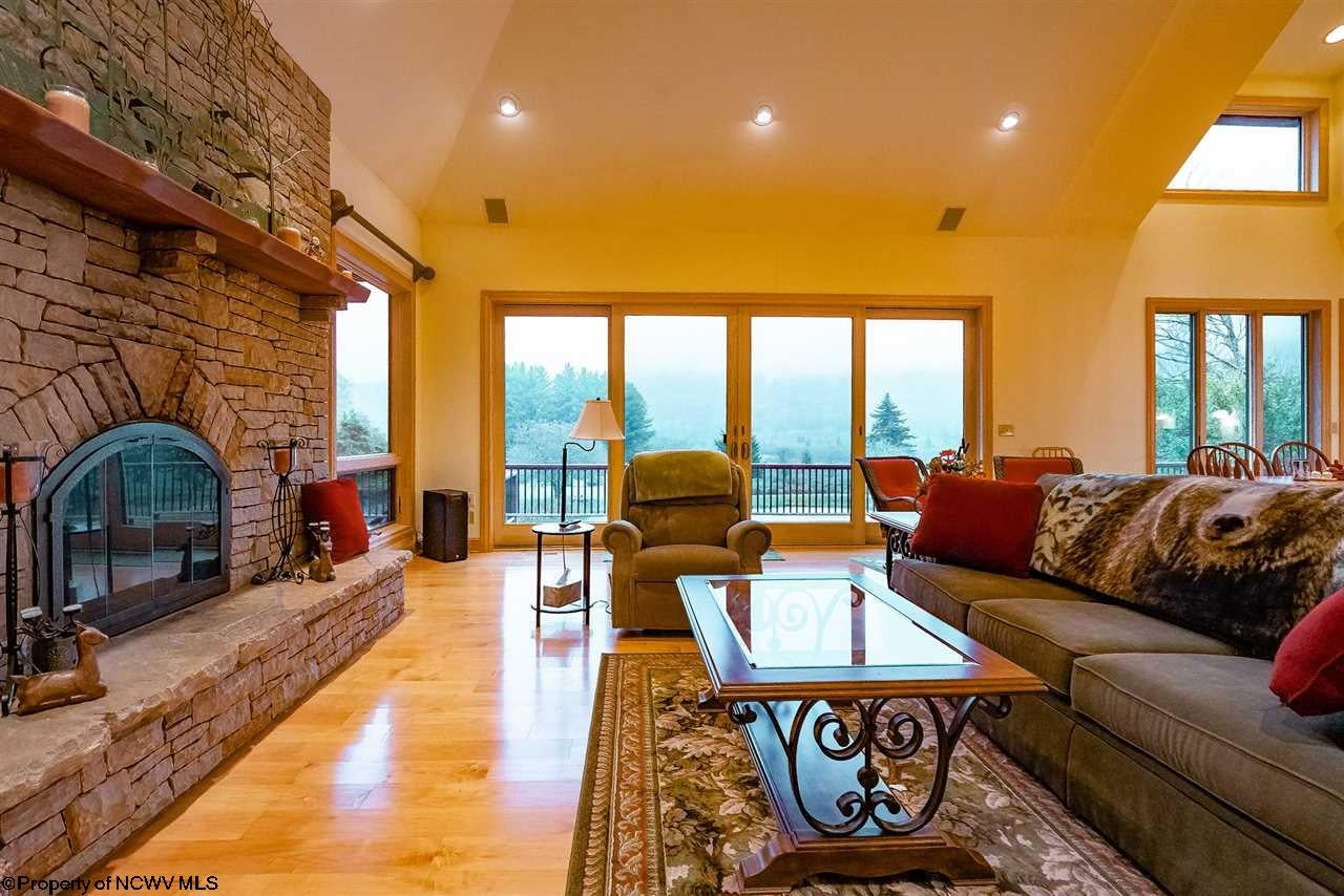 358 Lakeview Road Davis, WV 26260 - Photo 4 of 20 Gallery Image 4