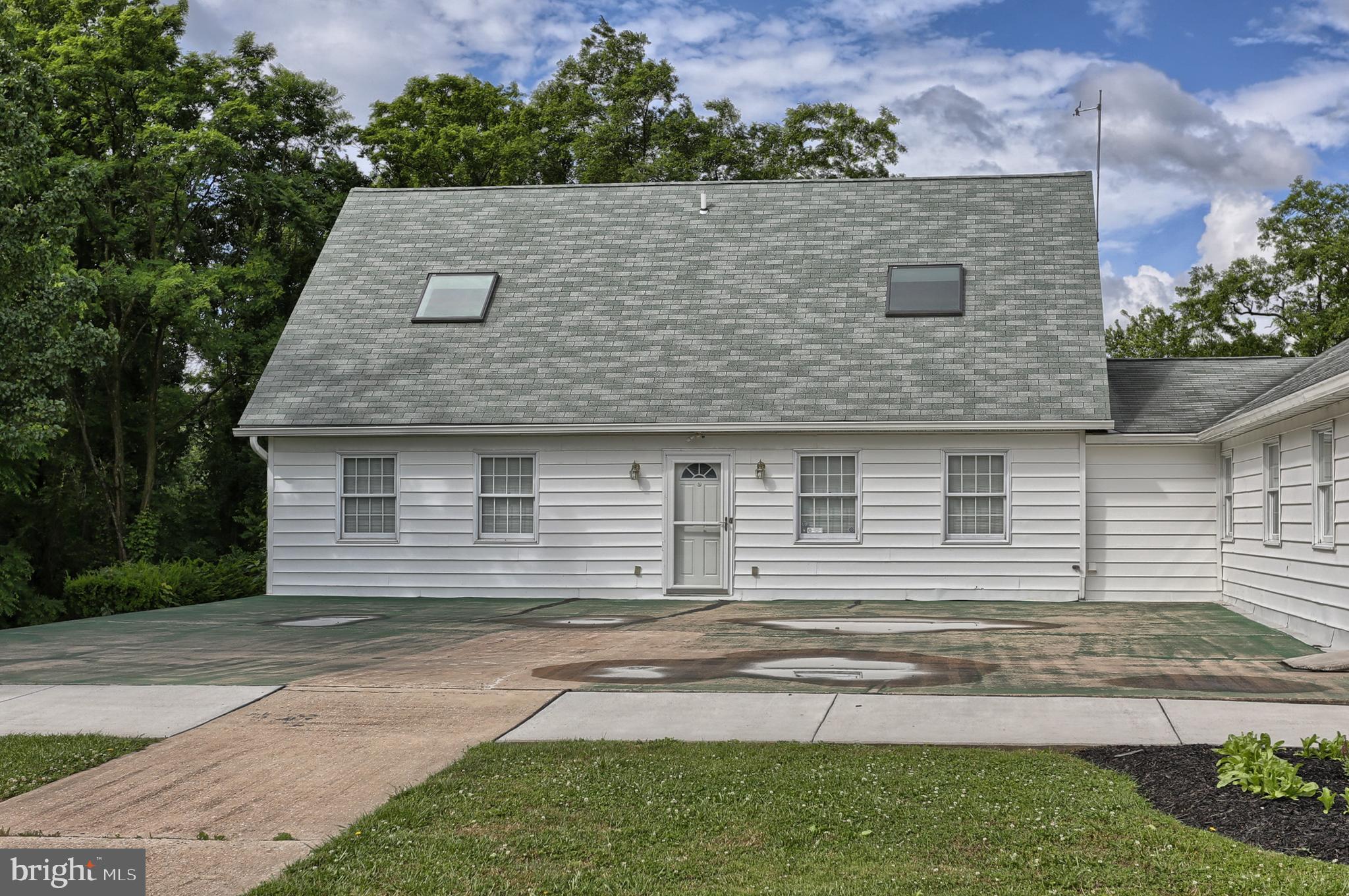 2400 River Road Middletown, PA 17057 - Photo 1 of 39 Gallery Image 1