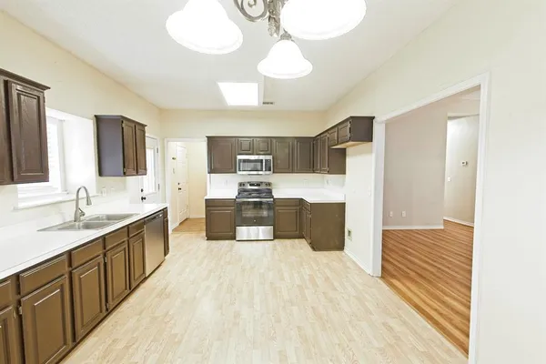 $2,500 | 10716 Trestles Road, Frisco, TX 75035