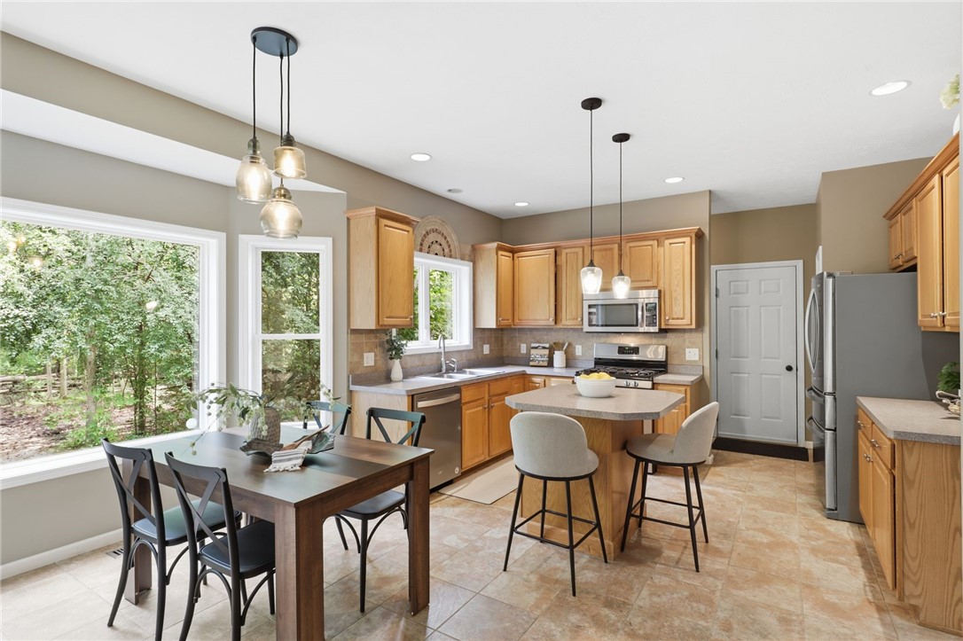 1252 Hatch Road Penfield, NY 14580 - Photo 7 of 30