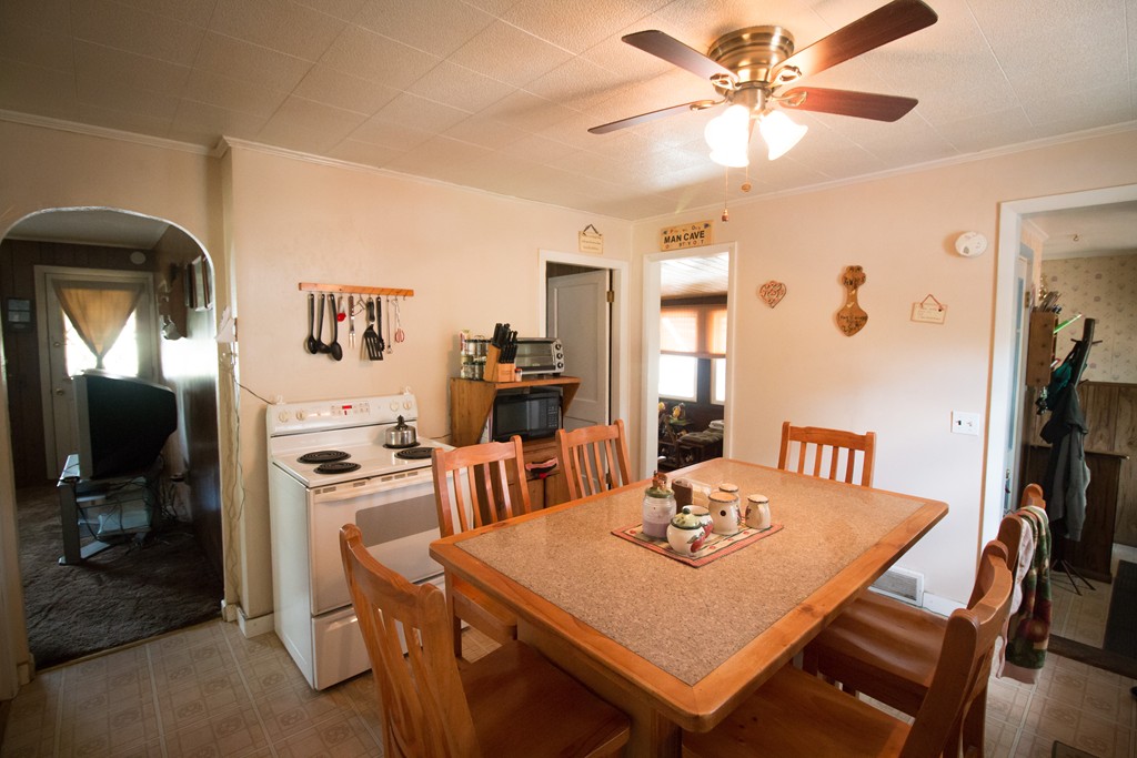 1679 Westover Road Chicopee, MA 01020 - Photo 15 of 19 Gallery Image 15