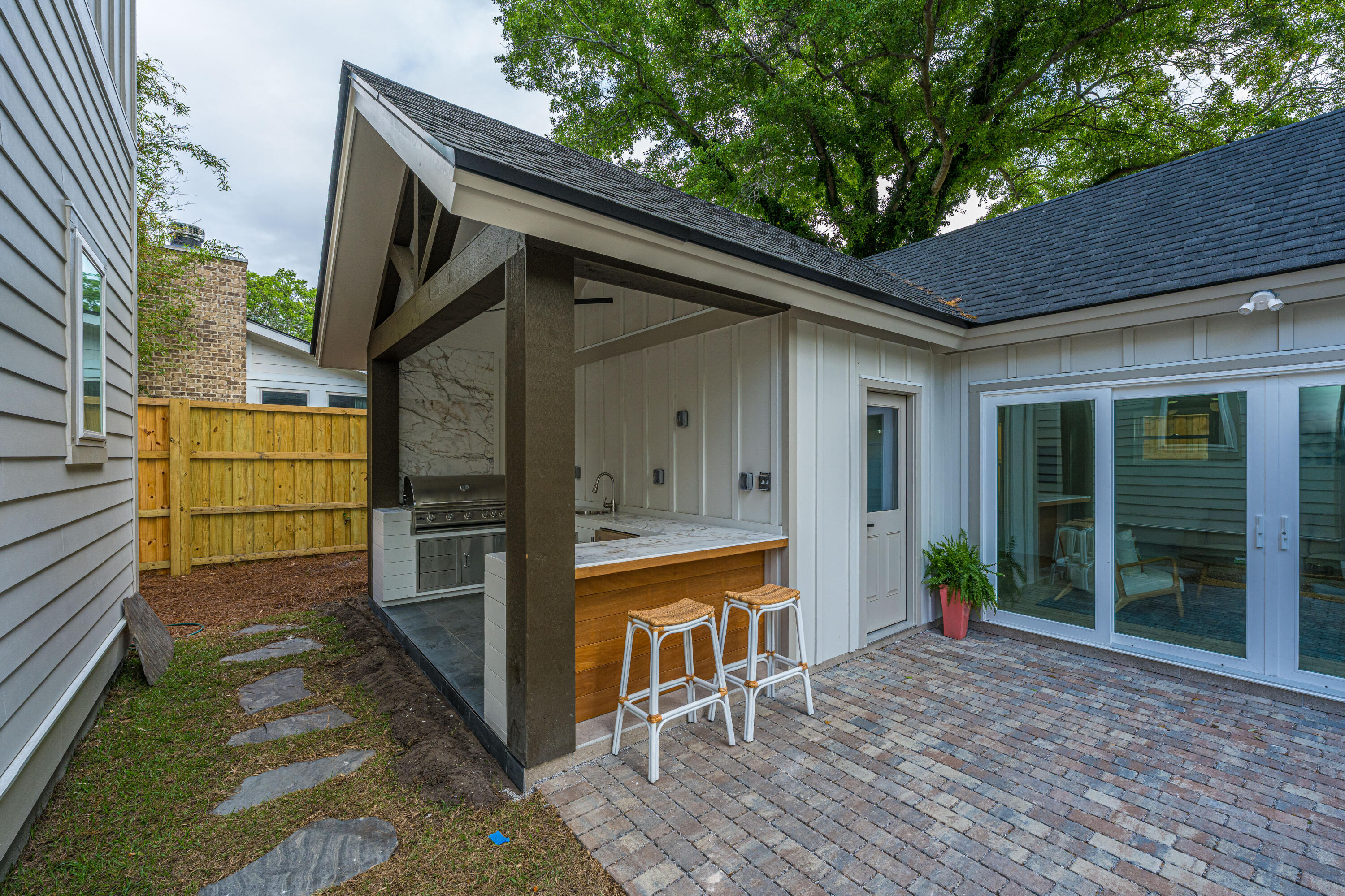 1405 Heather Drive Mount Pleasant, SC 29464 - Photo 13 of 103 1405HeatherDr067