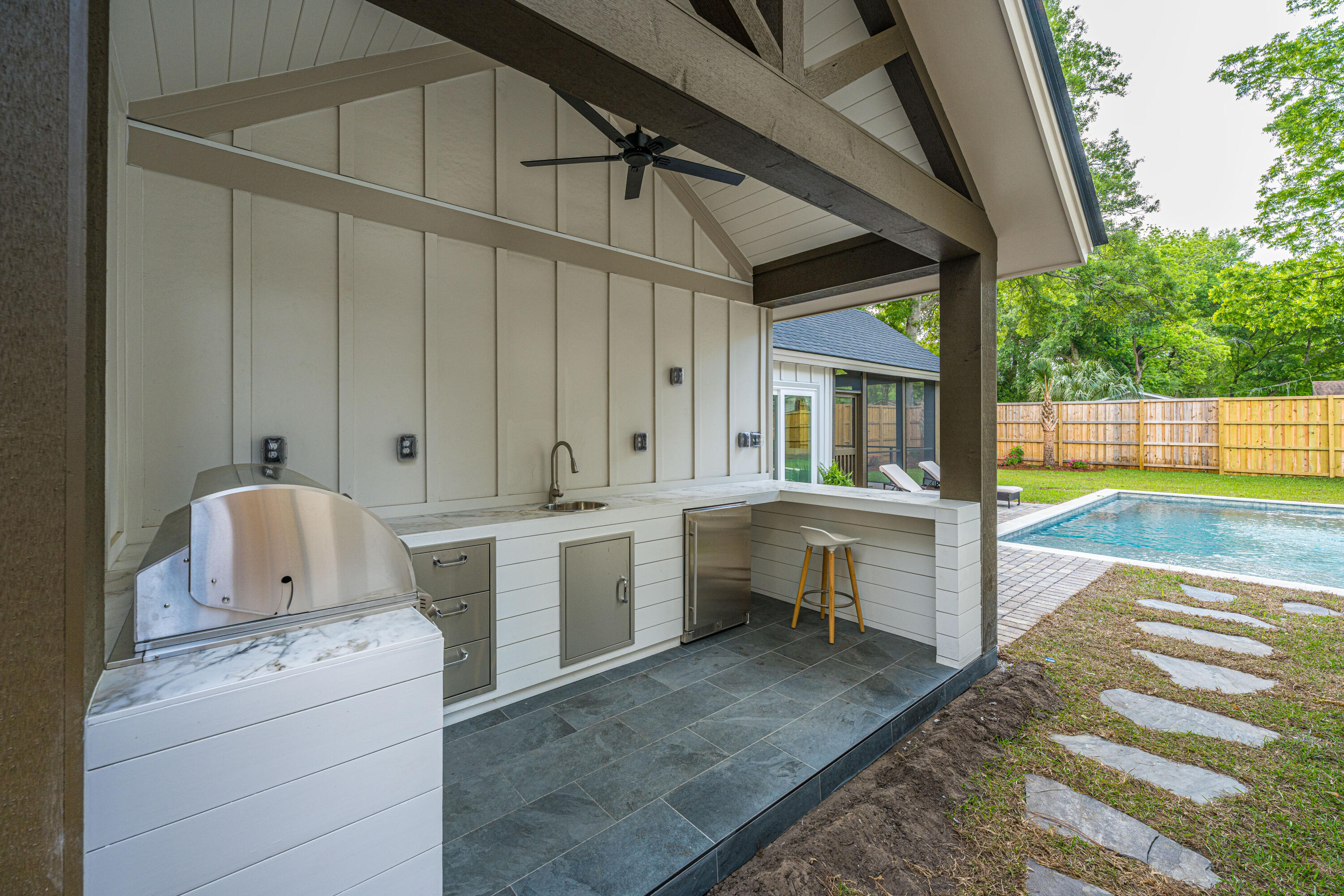 1405 Heather Drive Mount Pleasant, SC 29464 - Photo 14 of 103 1405HeatherDr069