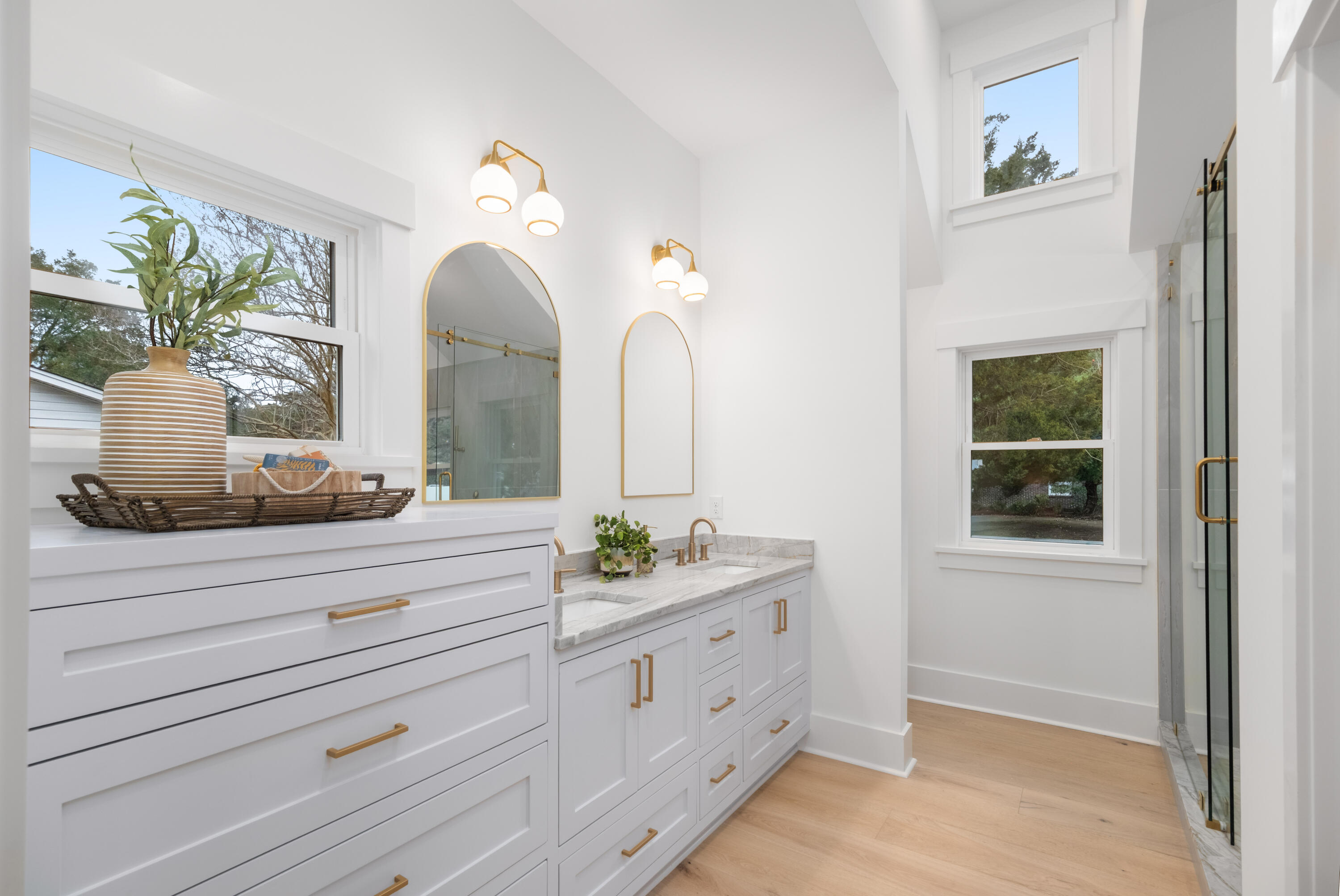 1405 Heather Drive Mount Pleasant, SC 29464 - Photo 41 of 69 Primary bath