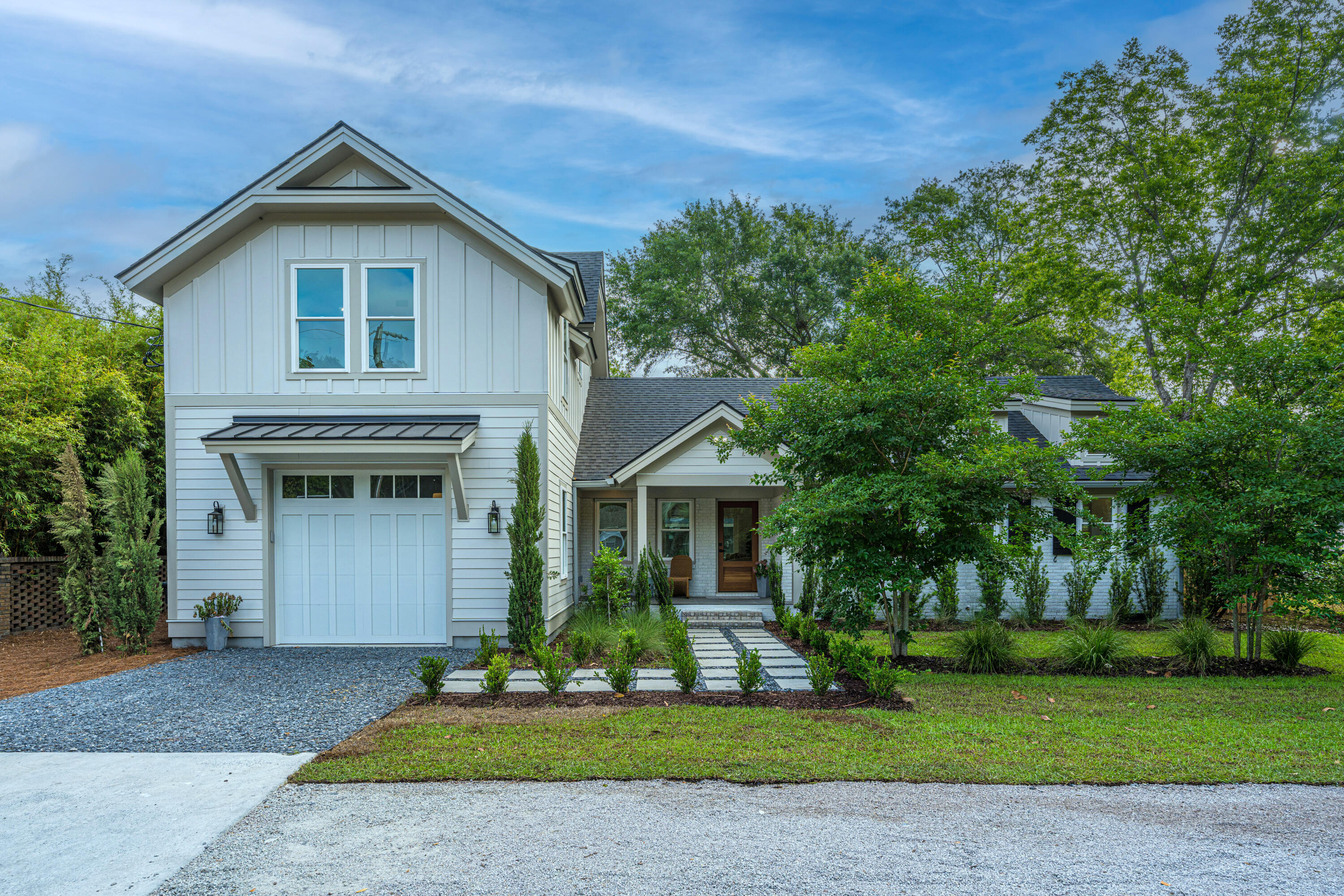 1405 Heather Drive Mount Pleasant, SC 29464 - Photo 6 of 103 1405HeatherDr005