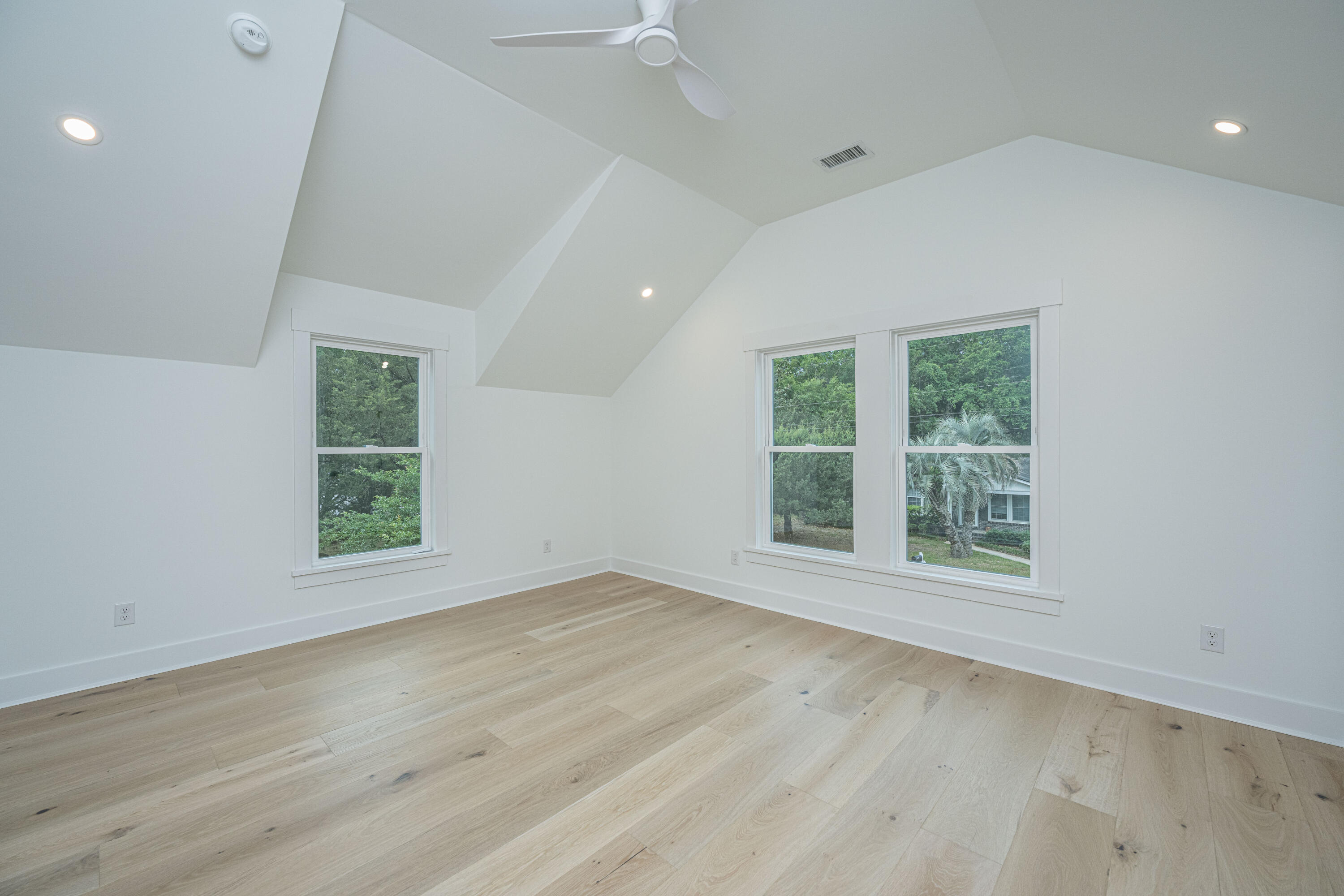 1405 Heather Drive Mount Pleasant, SC 29464 - Photo 87 of 103 1405HeatherDr049
