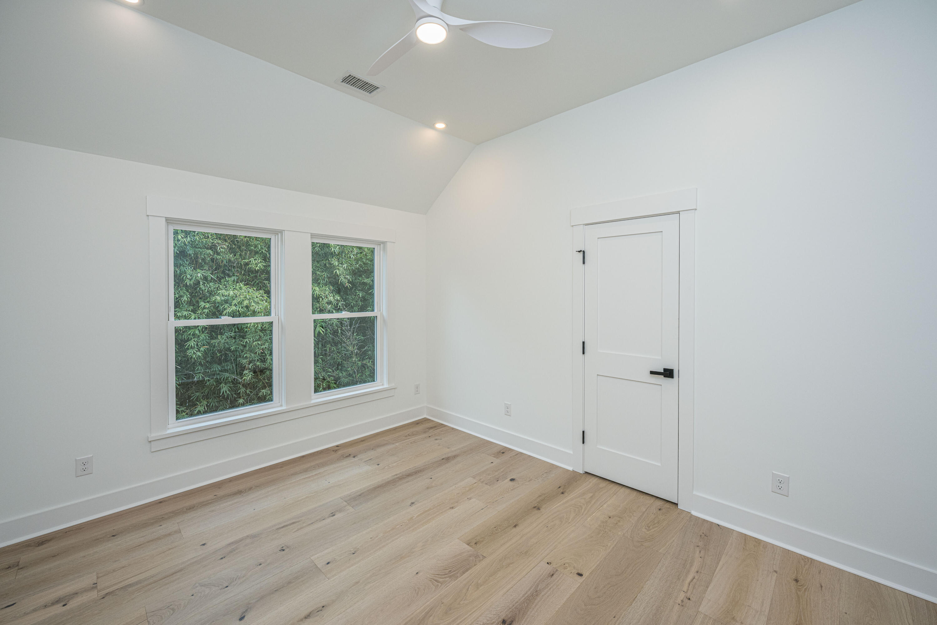 1405 Heather Drive Mount Pleasant, SC 29464 - Photo 100 of 103 1405HeatherDr053