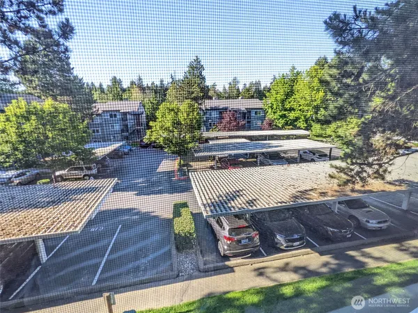 $2,500 | 11107 Northeast 125th Lane, Unit F321, Kirkland, WA 98034