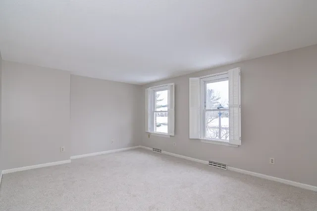 $359,900 | 13 Castle Hills Road, Unit B, Agawam, MA 01001