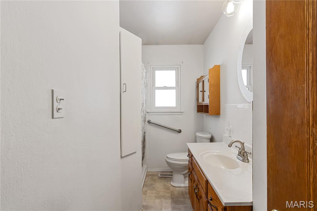 609 Valentine Street Festus, MO 63028 - Photo 6 of 20