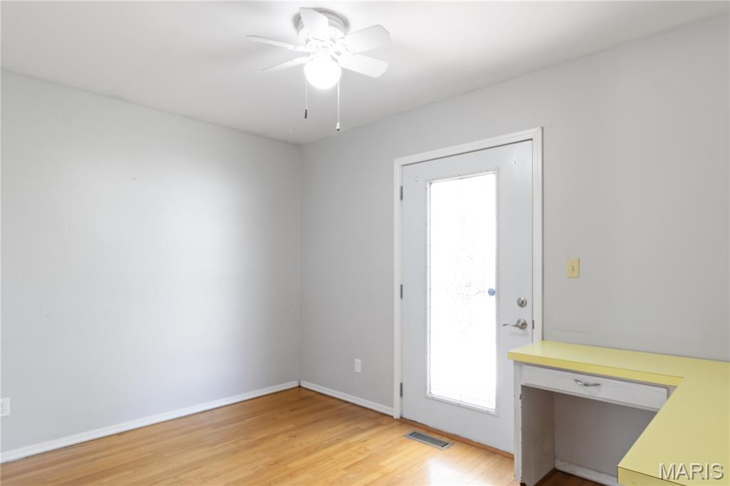 609 Valentine Street Festus, MO 63028 - Photo 8 of 20