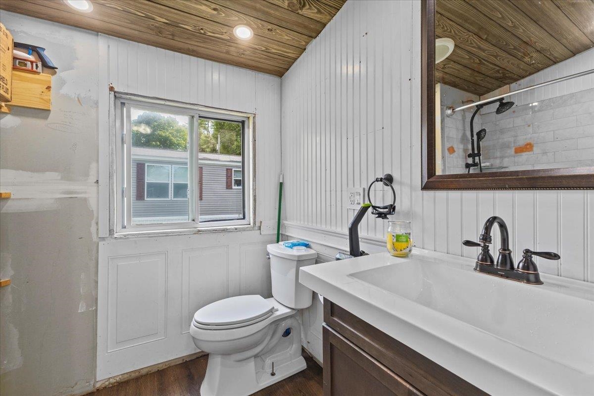 2109 N Road Hinesburg, VT 05461 - Photo 13 of 18