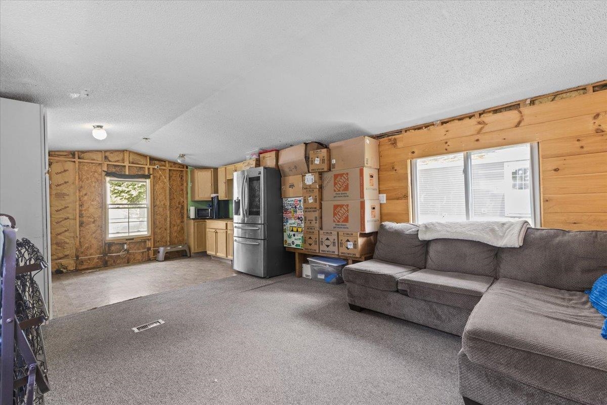 2109 N Road Hinesburg, VT 05461 - Photo 3 of 18