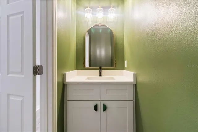 $275,000 | 4315 Tyler Circle North, St. Petersburg, FL 33709