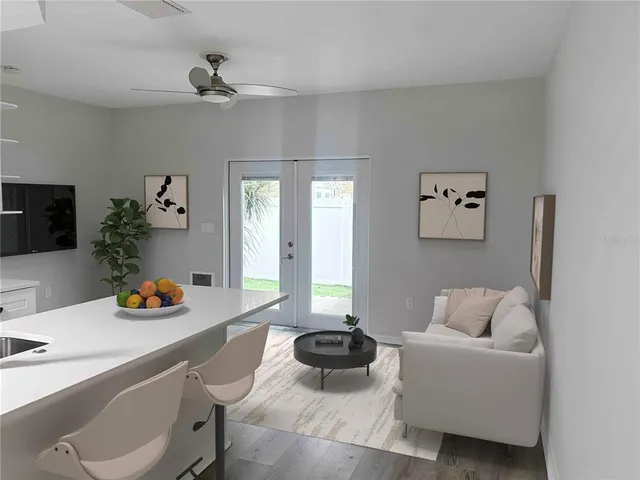 $275,000 | 4315 Tyler Circle North, St. Petersburg, FL 33709