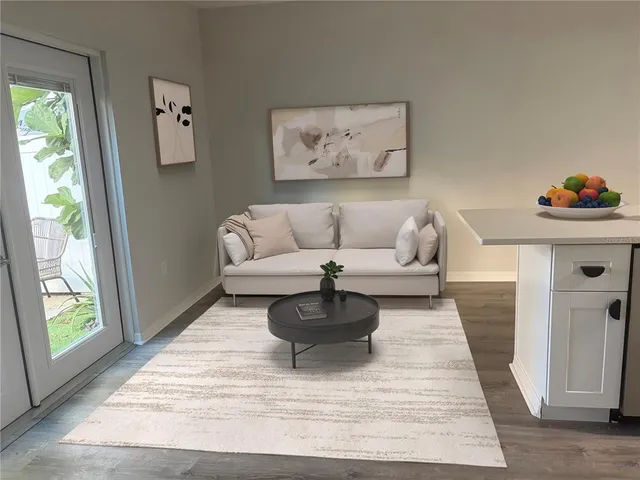 $275,000 | 4315 Tyler Circle North, St. Petersburg, FL 33709